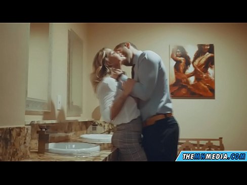 ❤️ Cum busty flava seducit in latrinae publicae Sex video  at la.hochu-sex-tomsk.ru